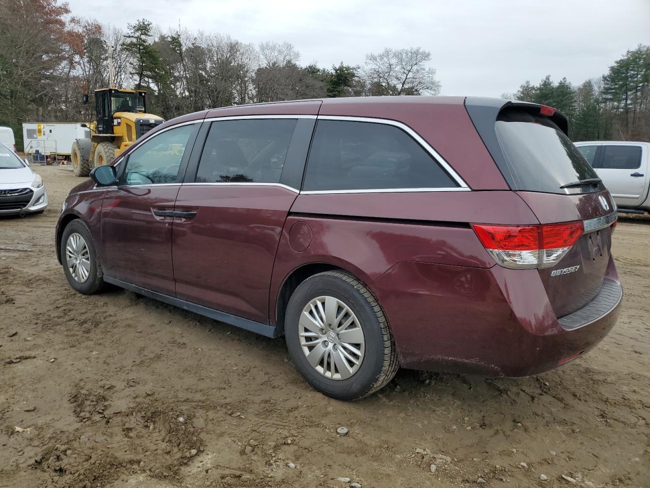 Image 2 of 2016 HONDA ODYSSEY LX 2016 with VIN 5FNRL5H20GB131197