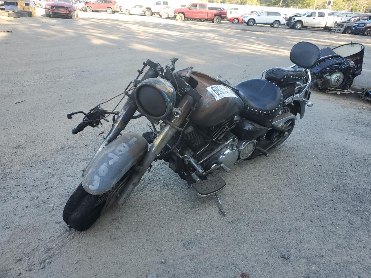 Image 2 of 2001 YAMAHA XV1600 AL 2001 with VIN JYAVP02E11A014927