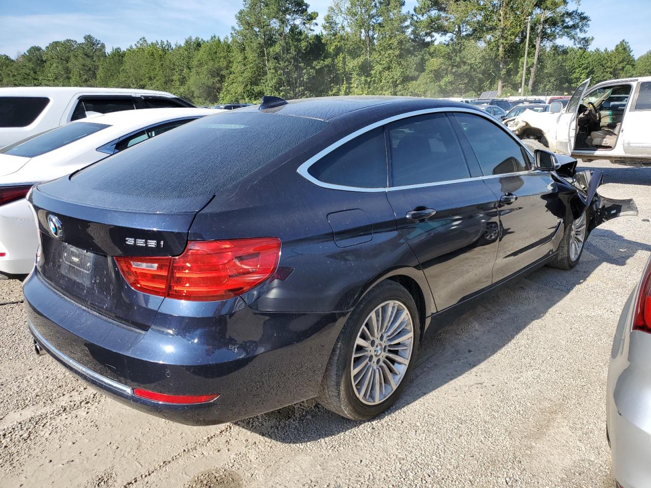 Obraz 3 z 2015 BMW 328 XIGT 2015 z VIN WBA3X5C54FD561149