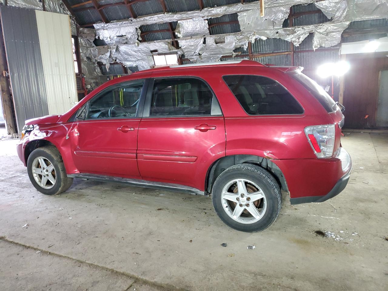Image 2 of 2005 CHEVROLET EQUINOX LT 2005 with VIN 2CNDL73F656117187