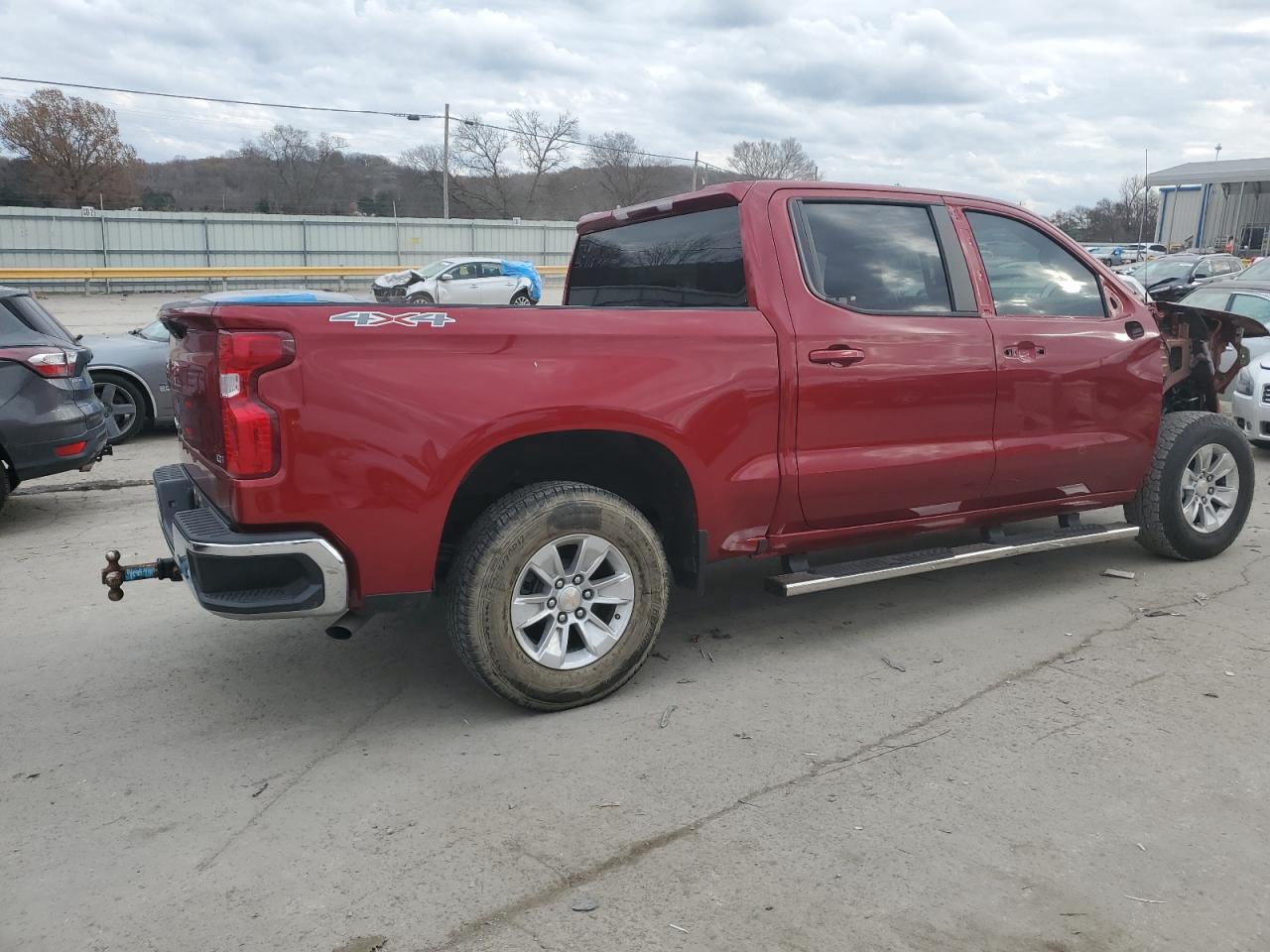 Image 3 of 2021 CHEVROLET SILVERADO K1500 LT 2021 with VIN 3GCUYDED1MG353006
