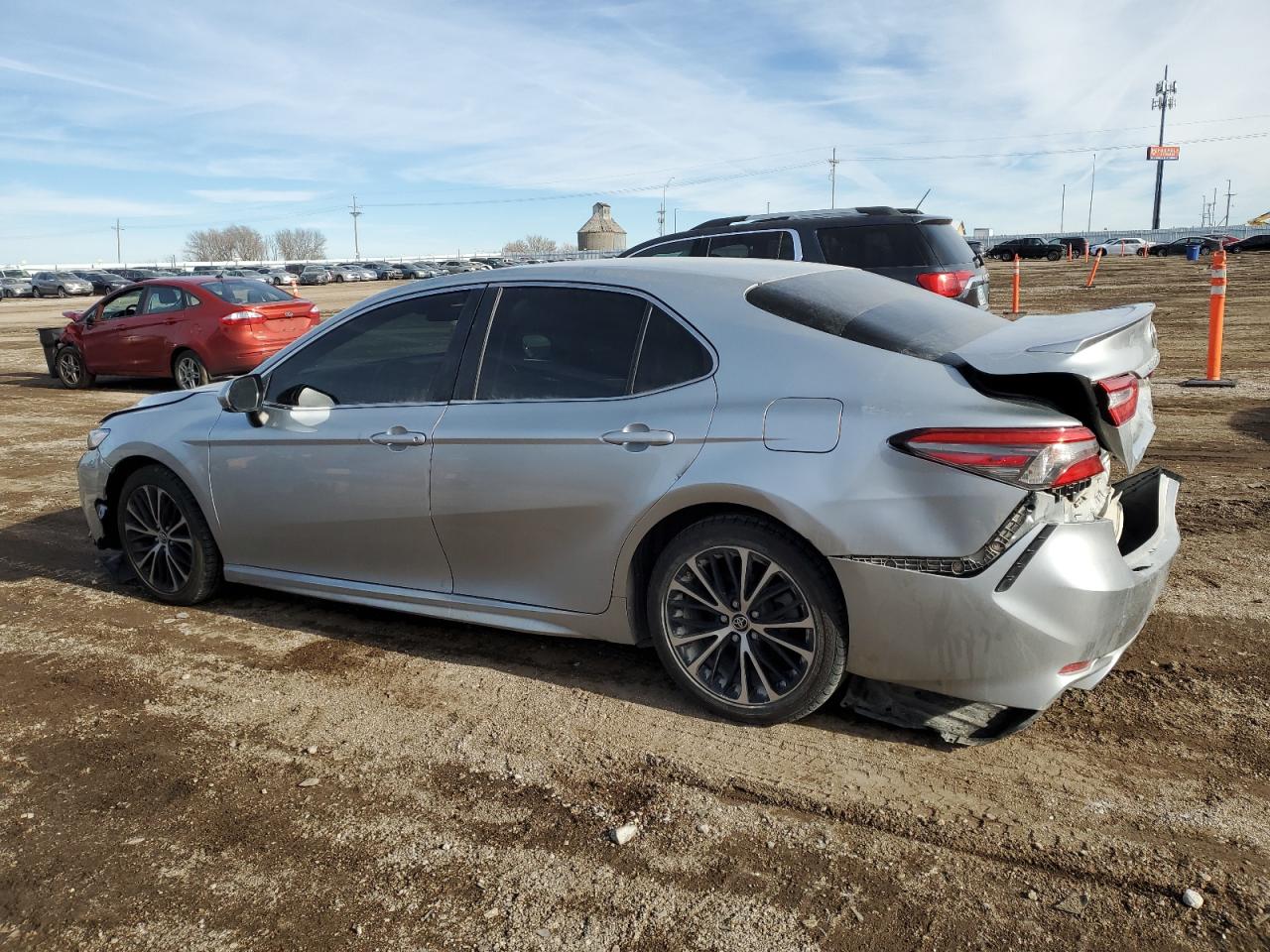 Obraz 2 z 2018 TOYOTA CAMRY L 2018 z VIN JTNB11HKXJ3024318