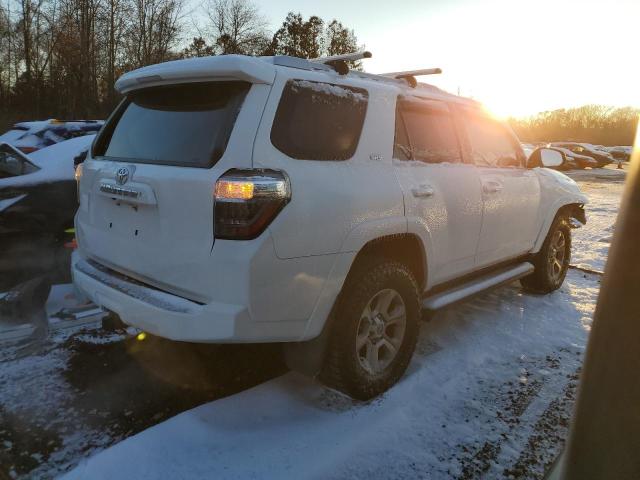 Image 3 of 2018 TOYOTA 4RUNNER SR5/SR5 PREMIUM 2018 with VIN JTEBU5JR5J5491253