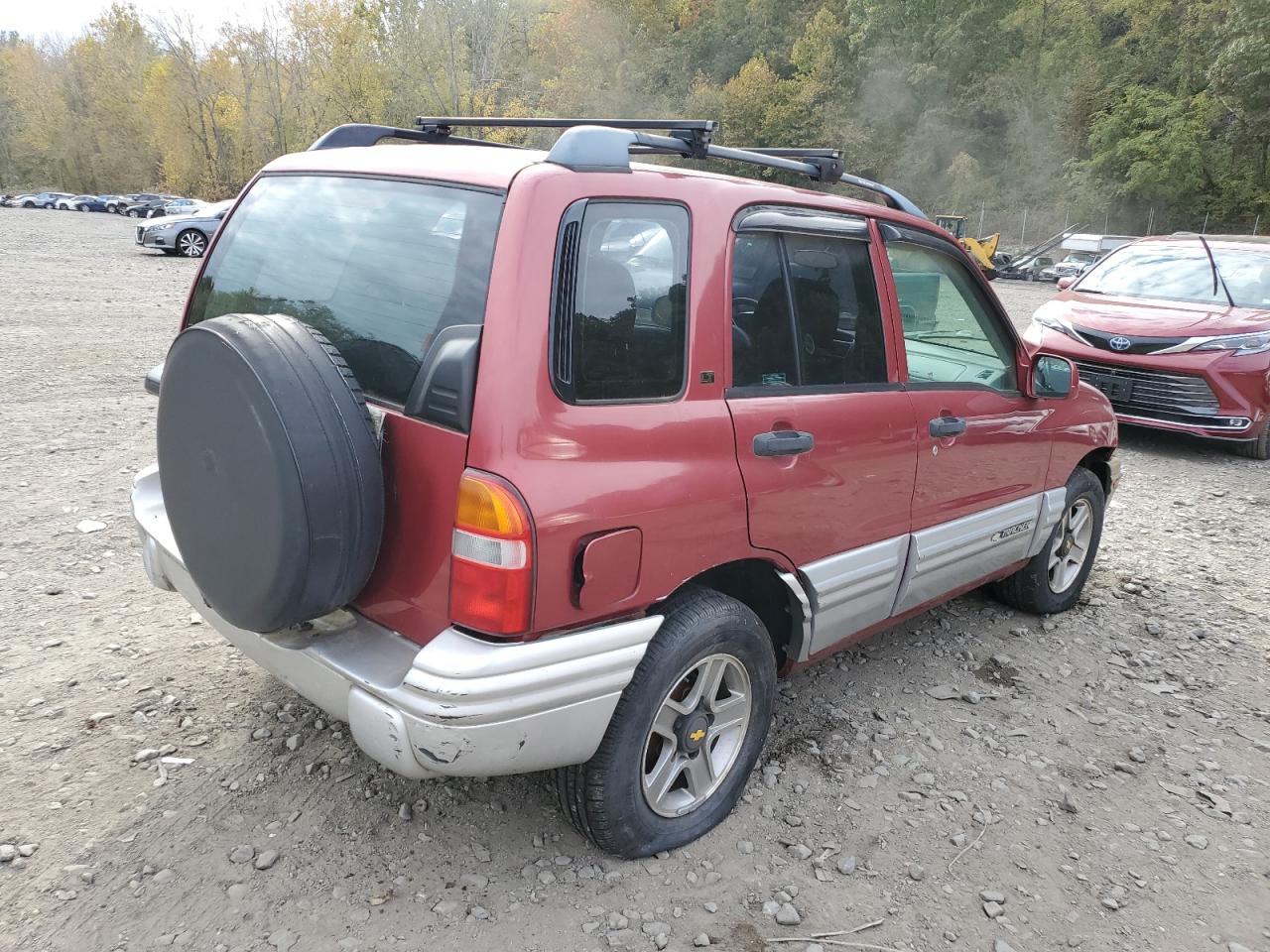 Image 3 of 2001 CHEVROLET TRACKER LT 2001 with VIN 2CNBJ634616937964