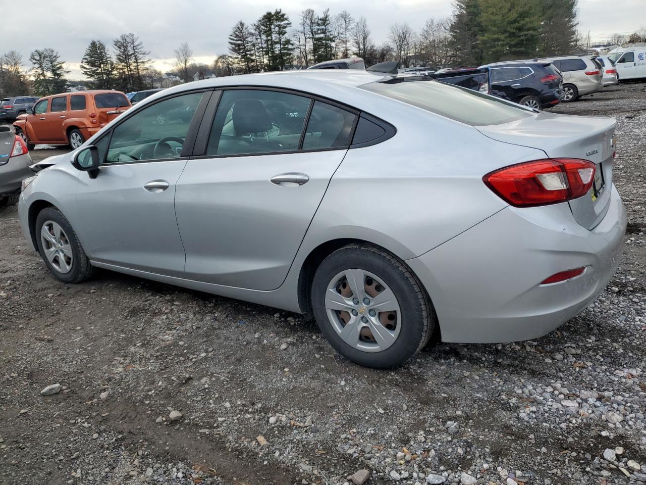 Изображение 2 2018 CHEVROLET CRUZE LS 2018 с VIN 1G1BC5SM4J7214584