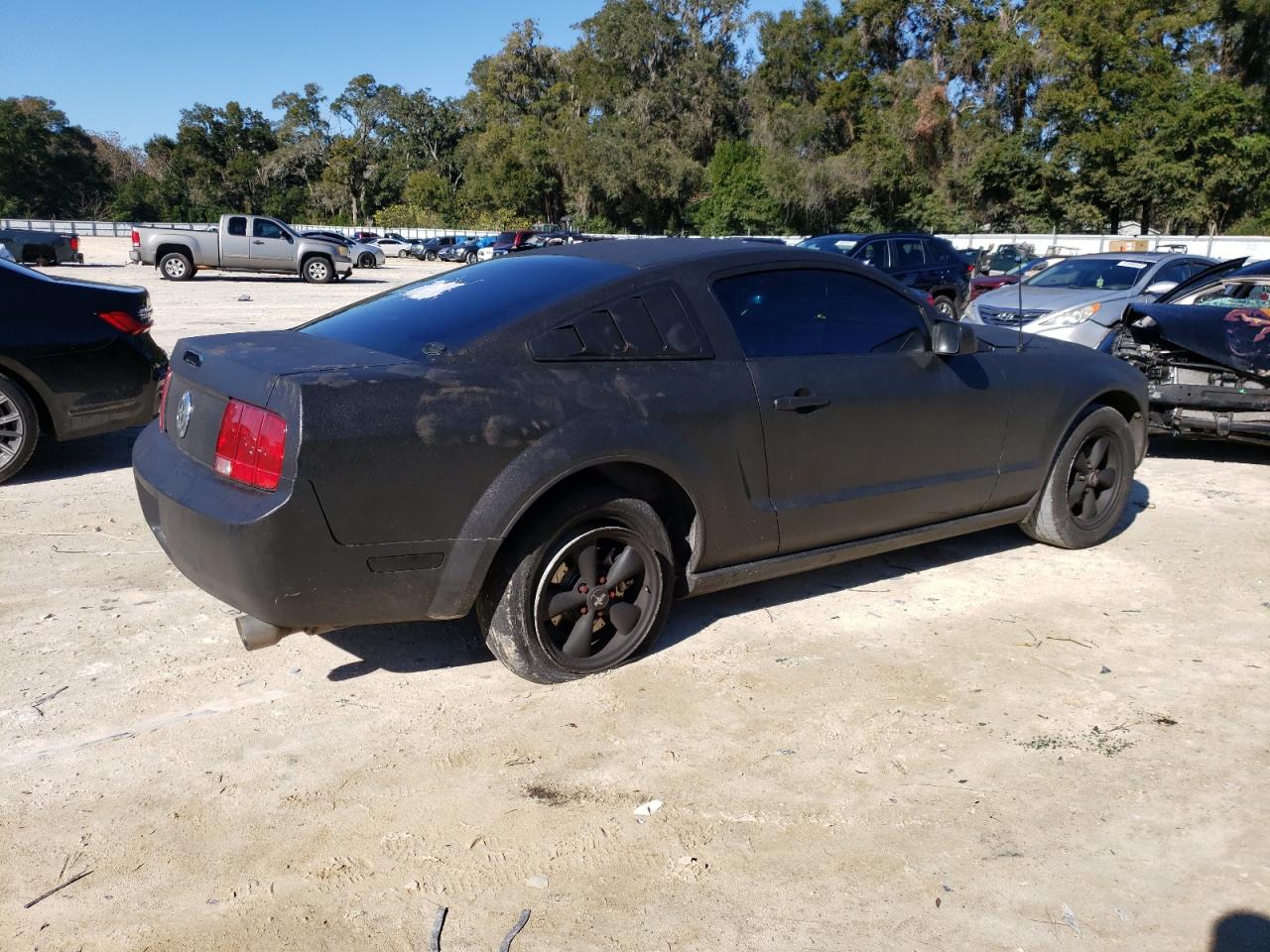 Obraz 3 z 2008 FORD MUSTANG  2008 z VIN 1ZVHT80N785141423