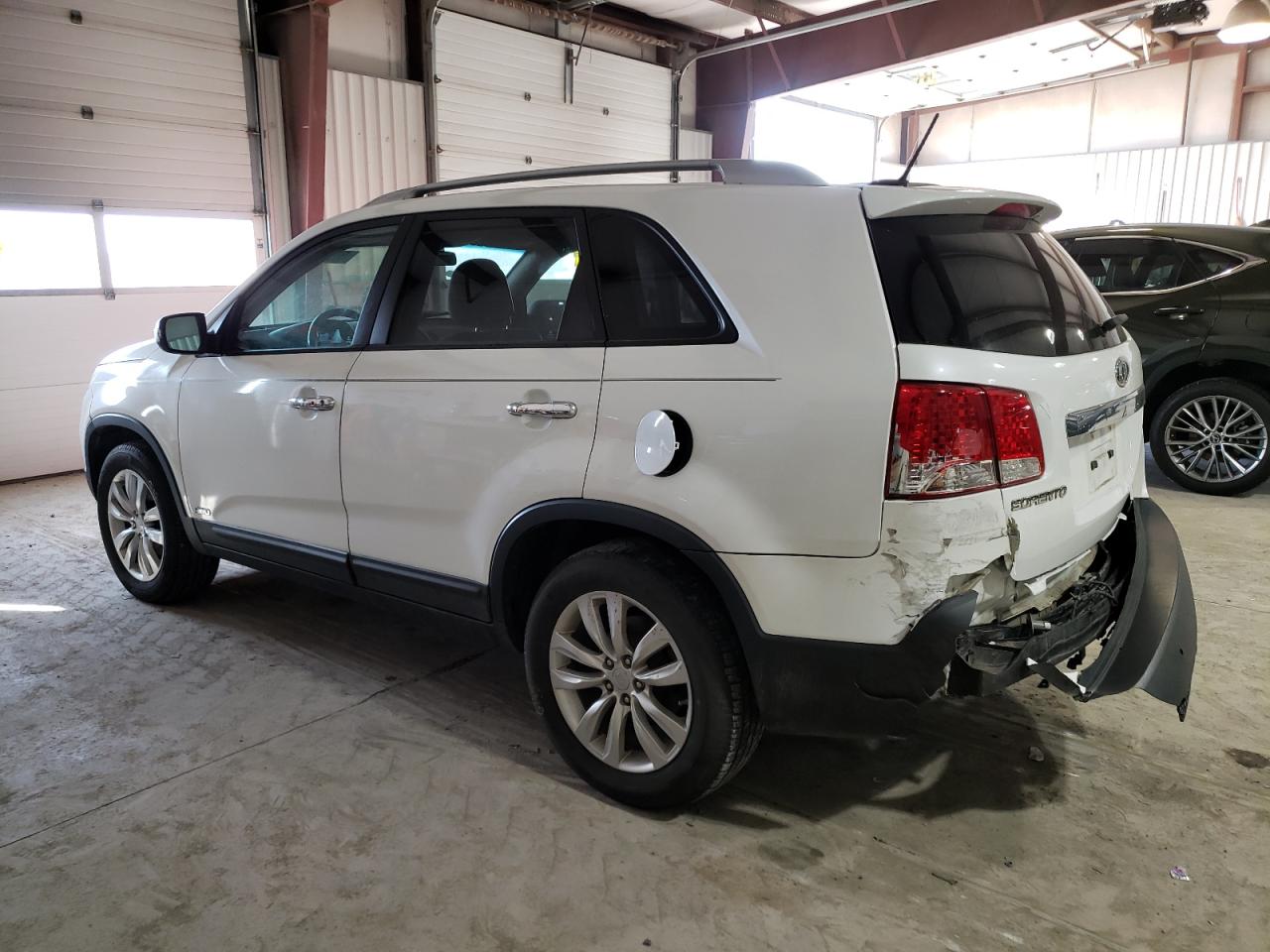 Изображение 2 2011 KIA SORENTO EX 2011 с VIN 5XYKUCA19BG063939