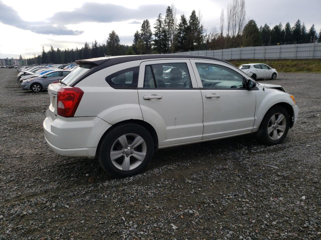 Image 3 of 2010 DODGE CALIBER SXT 2010 with VIN 1B3CB4HA0AD618281