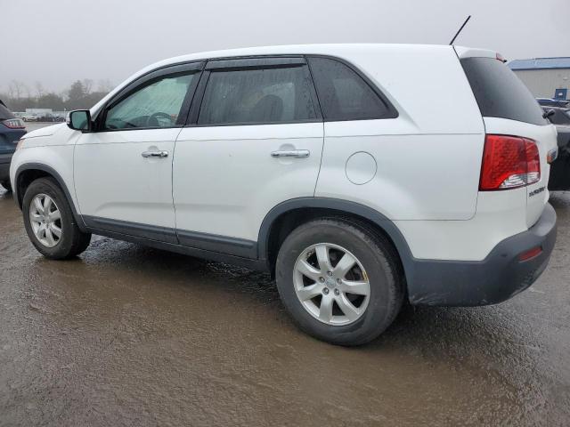 Image 2 of 2013 KIA SORENTO LX 2013 with VIN 5XYKT3A16DG400069