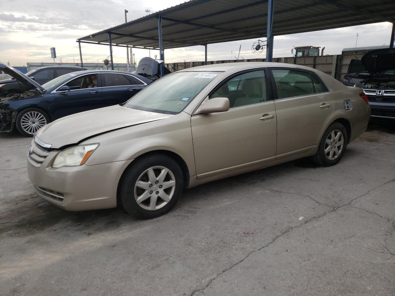 2005 TOYOTA AVALON XL 2005 image