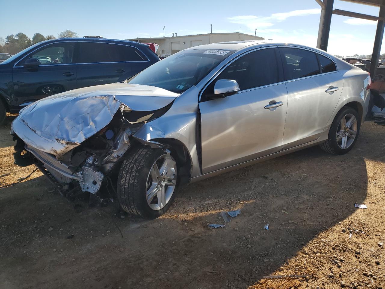 Image 1 of 2015 VOLVO S60 PREMIER 2015 with VIN YV140MFK9F1334025