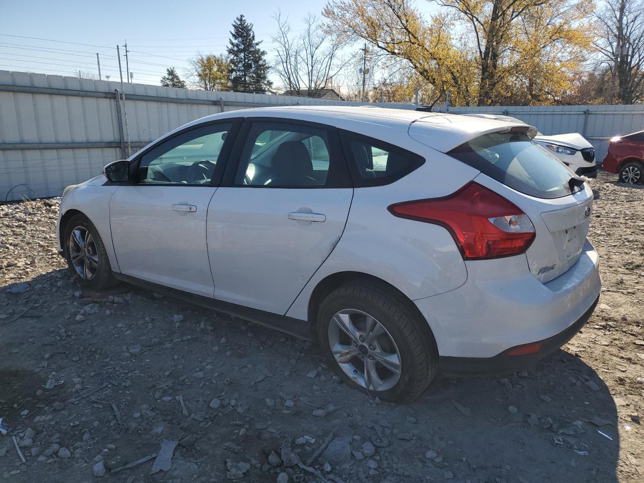 Изображение 2 2013 FORD FOCUS SE 2013 с VIN 1FADP3K24DL161300