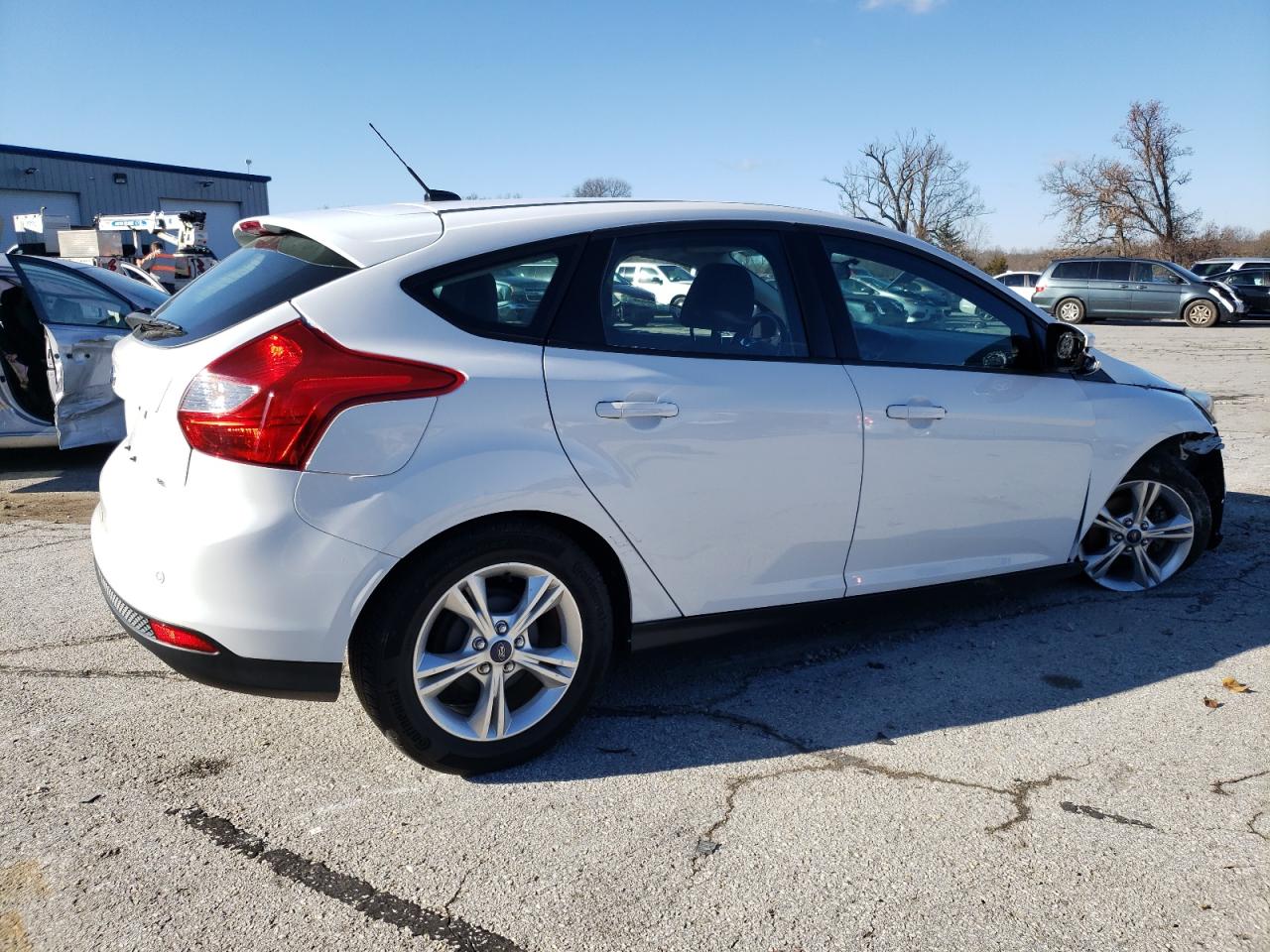 Obraz 3 z 2014 FORD FOCUS SE 2014 z VIN 1FADP3K20EL272668