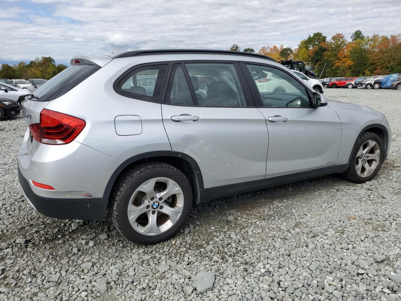 Изображение 3 2014 BMW X1 SDRIVE28I 2014 с VIN WBAVM1C57EVW55139