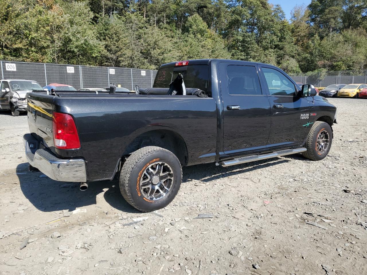 Изображение 3 2016 RAM 1500 SLT 2016 с VIN 1C6RR7TM3GS298747