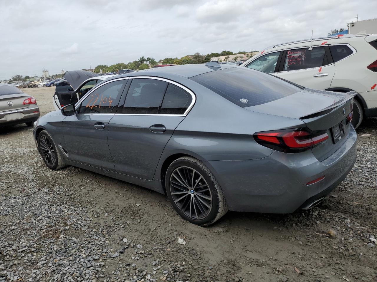 Изображение 2 2021 BMW 530 I 2021 с VIN WBA53BH07MCF73317