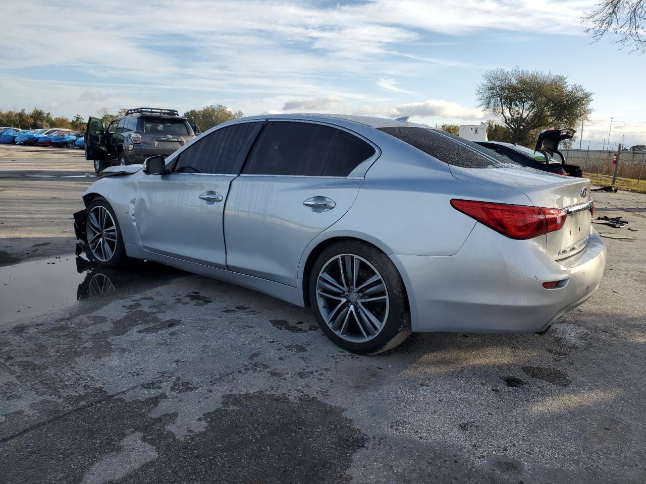 Изображение 2 2014 INFINITI Q50 BASE 2014 с VIN JN1BV7AP5EM670452