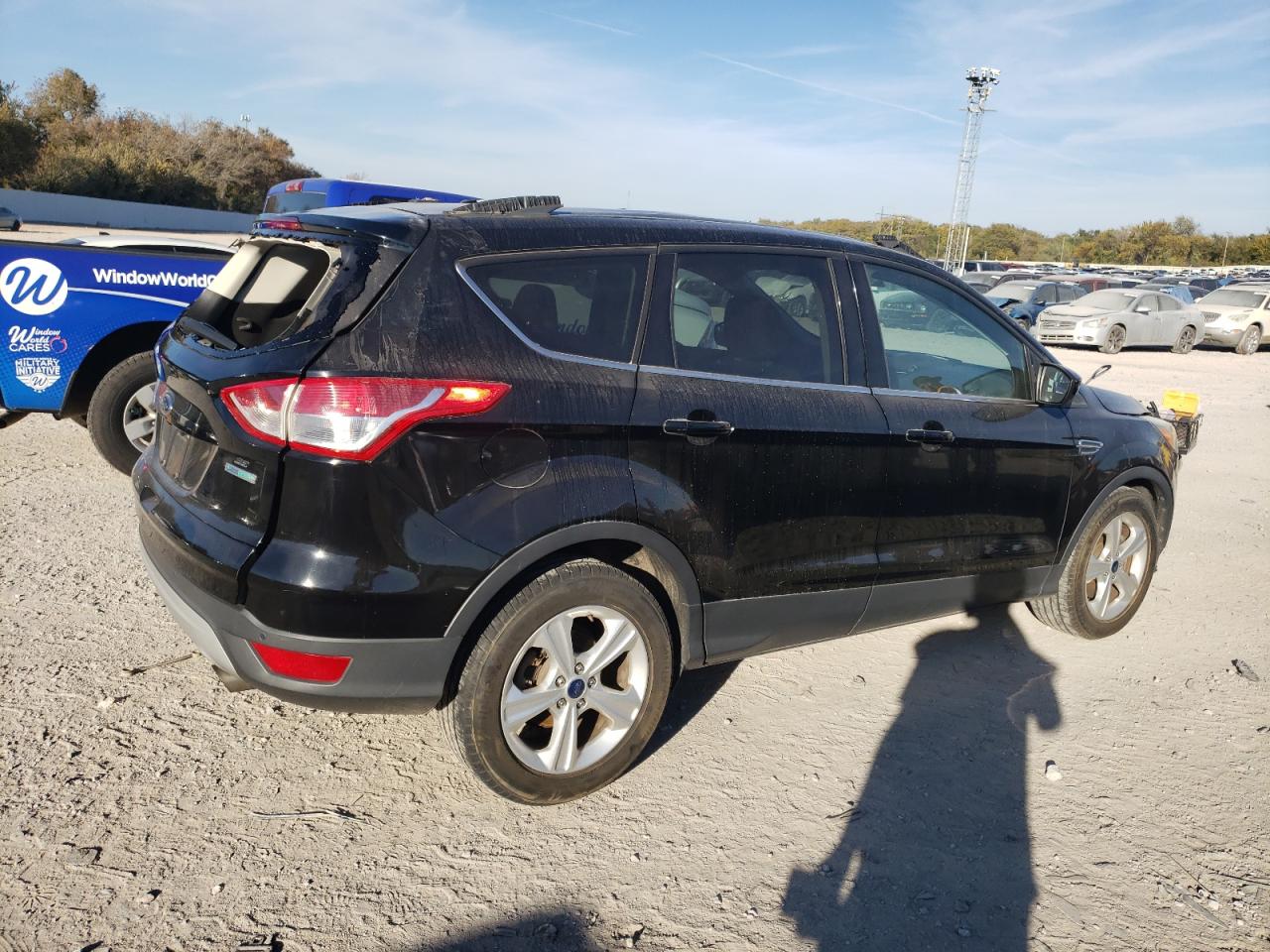 Изображение 3 2016 FORD ESCAPE SE 2016 с VIN 1FMCU0G99GUB58731