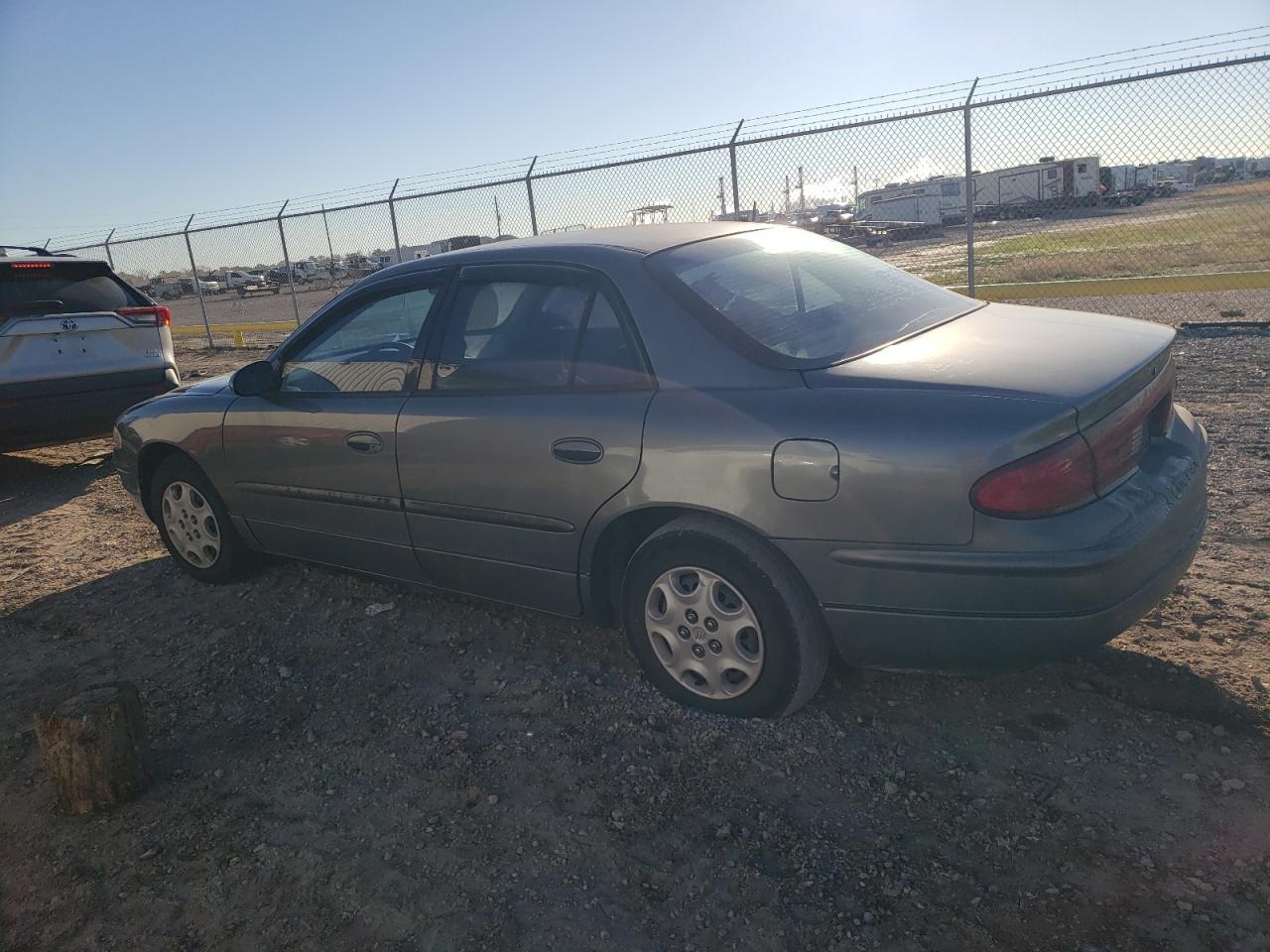 Obraz 2 z 2004 BUICK REGAL LS 2004 z VIN 2G4WB52K641275099