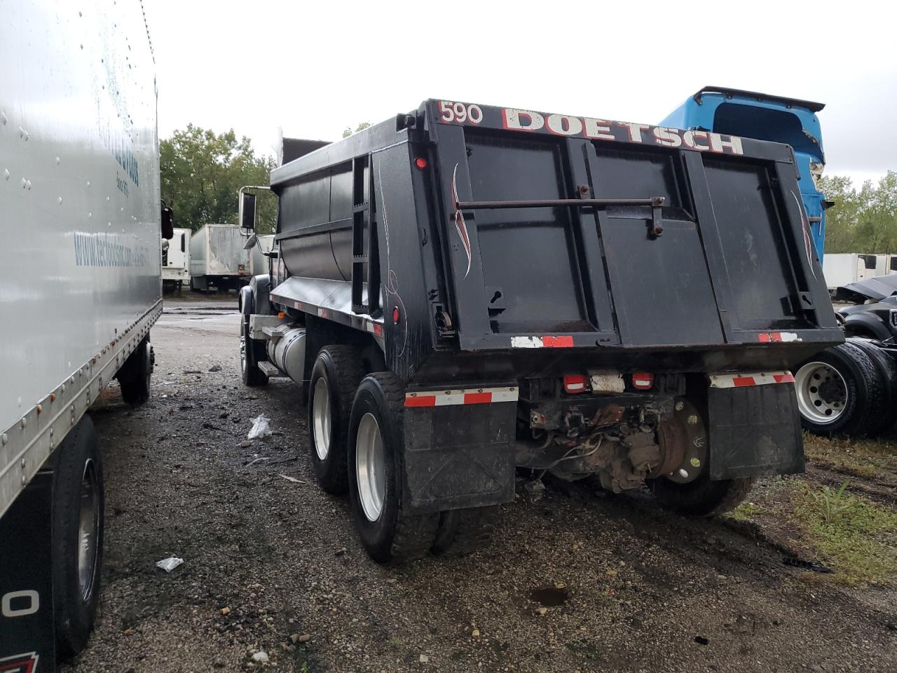 Image 3 of 2003 MACK 700 CV700 2003 with VIN 1M2AG12C53M003305