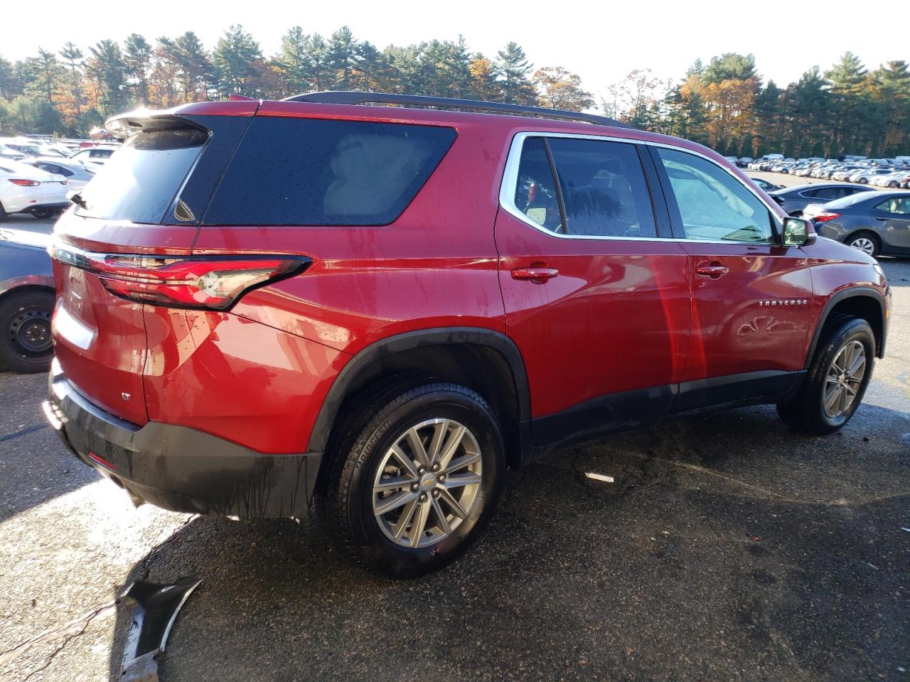 Изображение 3 2023 CHEVROLET TRAVERSE LT 2023 с VIN 1GNERGKW7PJ139365