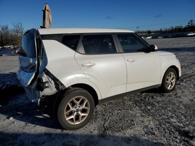 Image 3 of 2021 KIA SOUL LX 2021 with VIN KNDJ23AU6M7766314