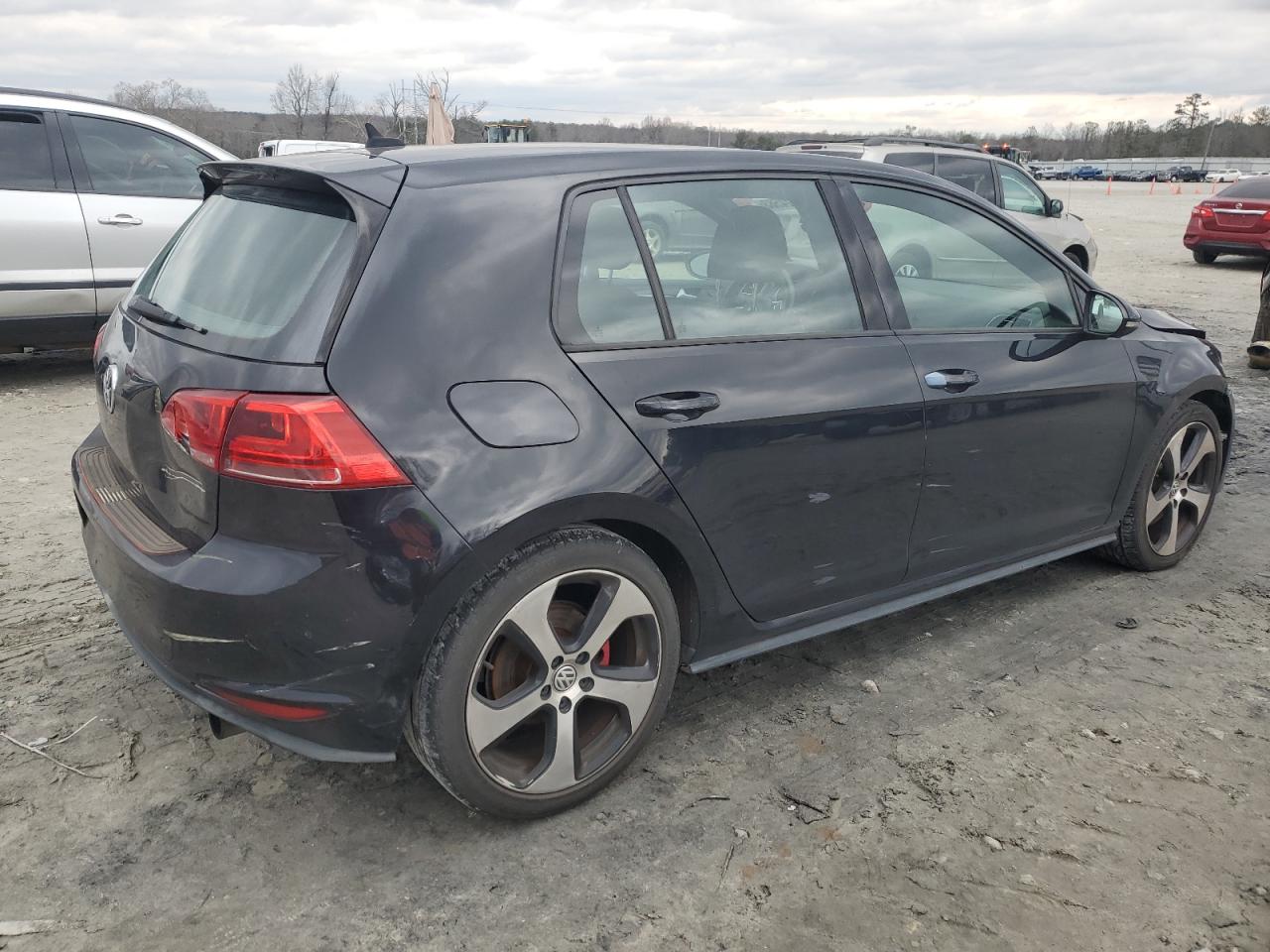 Изображение 3 2015 VOLKSWAGEN GTI  2015 с VIN 3VW4T7AU0FM008847