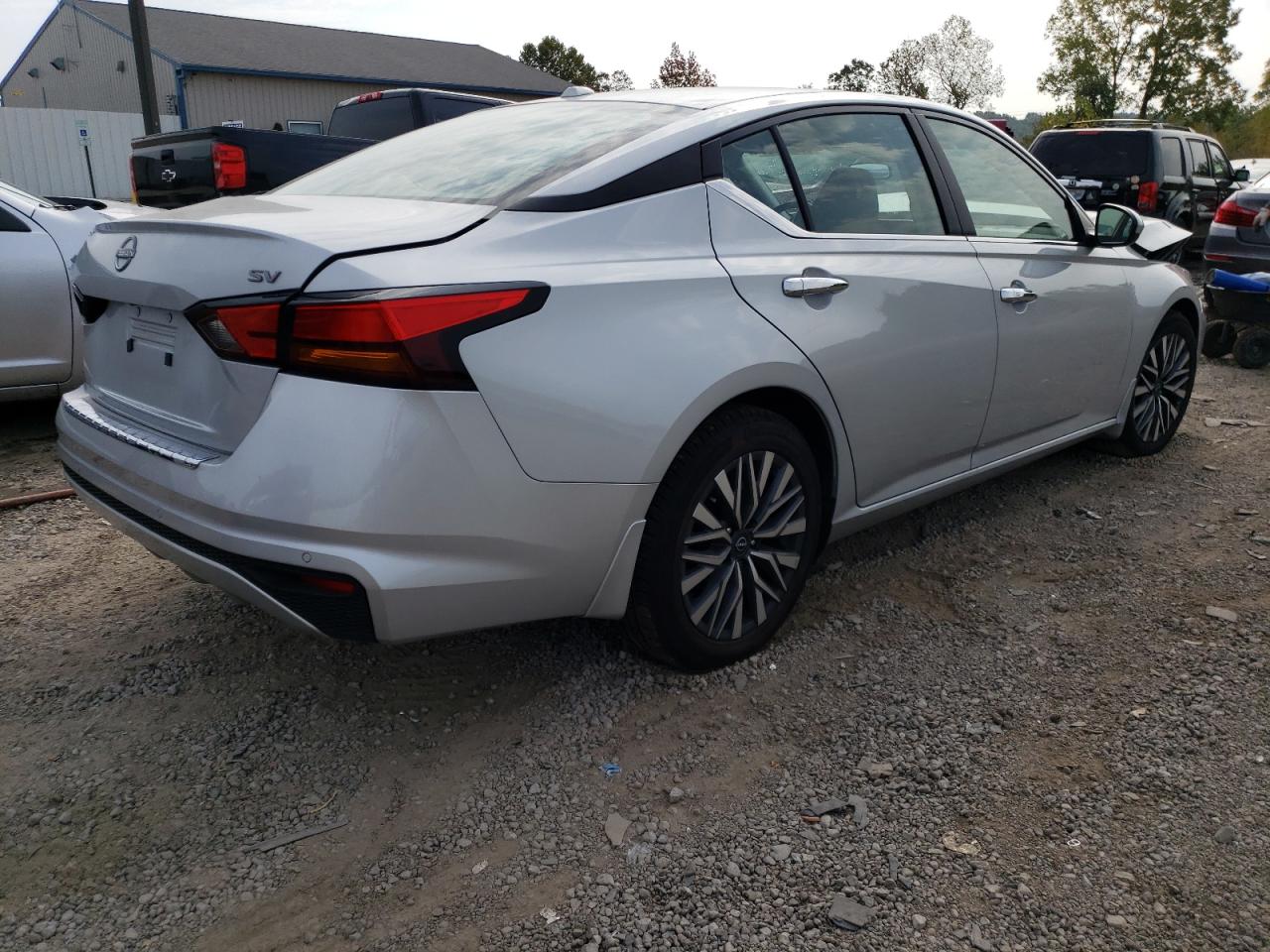 Image 3 of 2023 NISSAN ALTIMA SV 2023 with VIN 1N4BL4DV3PN391158
