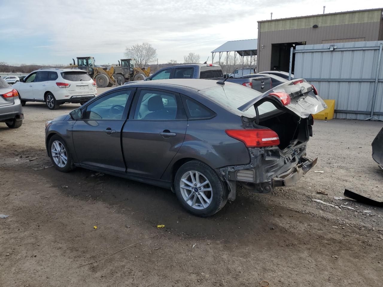 Image 2 of 2015 FORD FOCUS SE 2015 with VIN 1FADP3F29FL342650