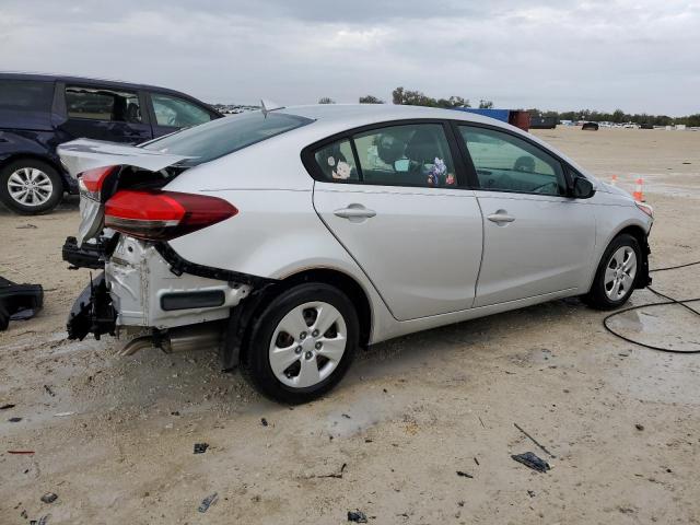 Obraz 3 z 2018 KIA FORTE LX 2018 z VIN 3KPFK4A77JE260072