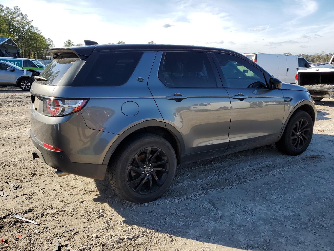 Image 3 of 2017 LAND ROVER DISCOVERY SPORT SE 2017 with VIN SALCP2BG0HH696850