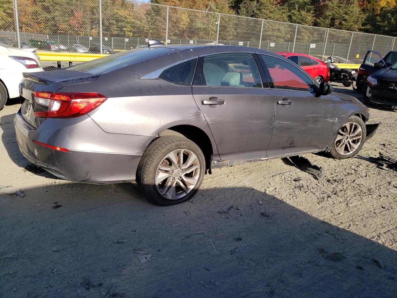 Obraz 3 z 2020 HONDA ACCORD LX 2020 z VIN 1HGCV1F11LA078873
