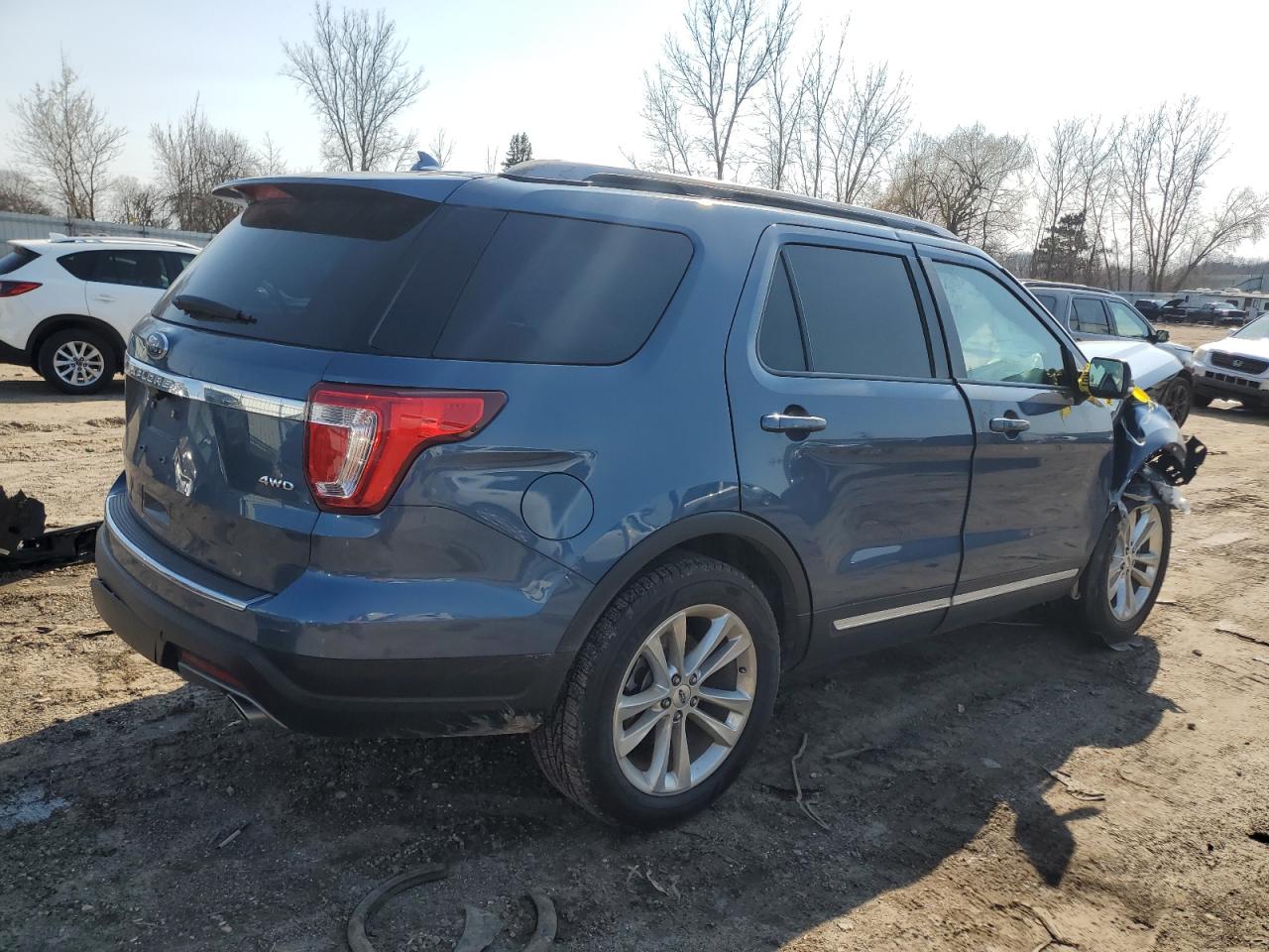Image 3 of 2018 FORD EXPLORER XLT 2018 with VIN 1FM5K8D8XJGC26016