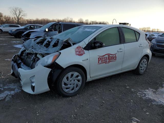 Изображение 2016 TOYOTA PRIUS C  2016
