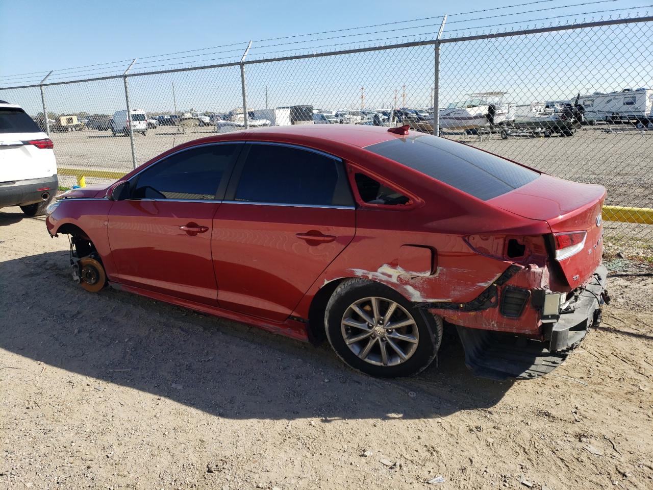 Изображение 2 2018 HYUNDAI SONATA SE 2018 с VIN 5NPE24AF5JH621717