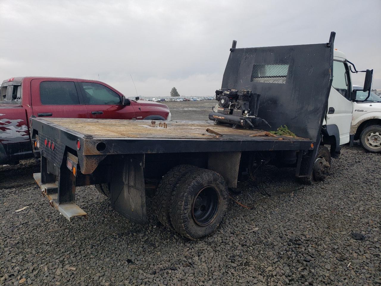 Image 3 of 2006 MITSUBISHI FUSO TRUCK OF AMERICA INC FG 84D 2006 with VIN JL6BEC1S06K003979