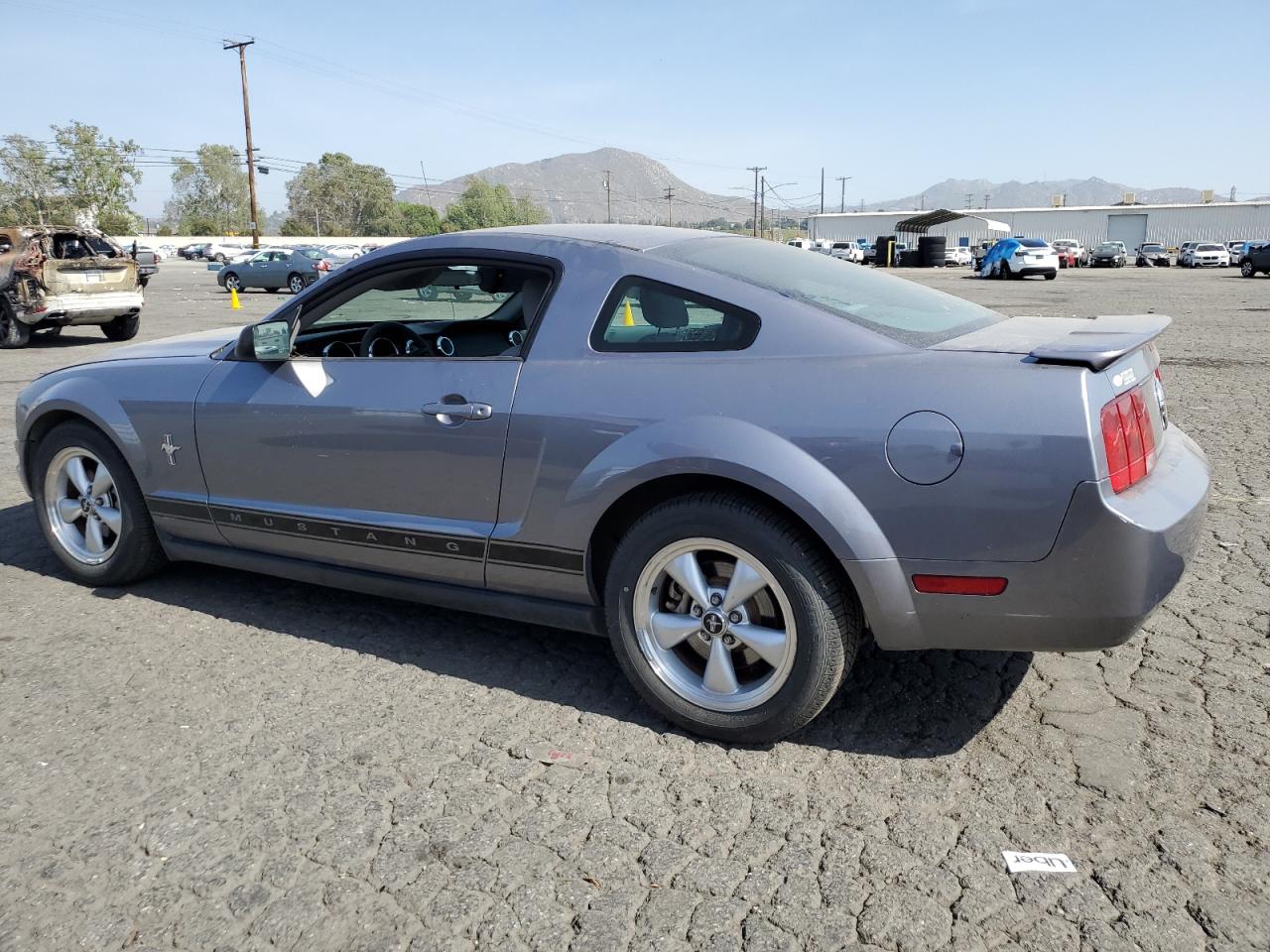 Изображение 2 2007 FORD MUSTANG  2007 с VIN 1ZVFT80N075240154