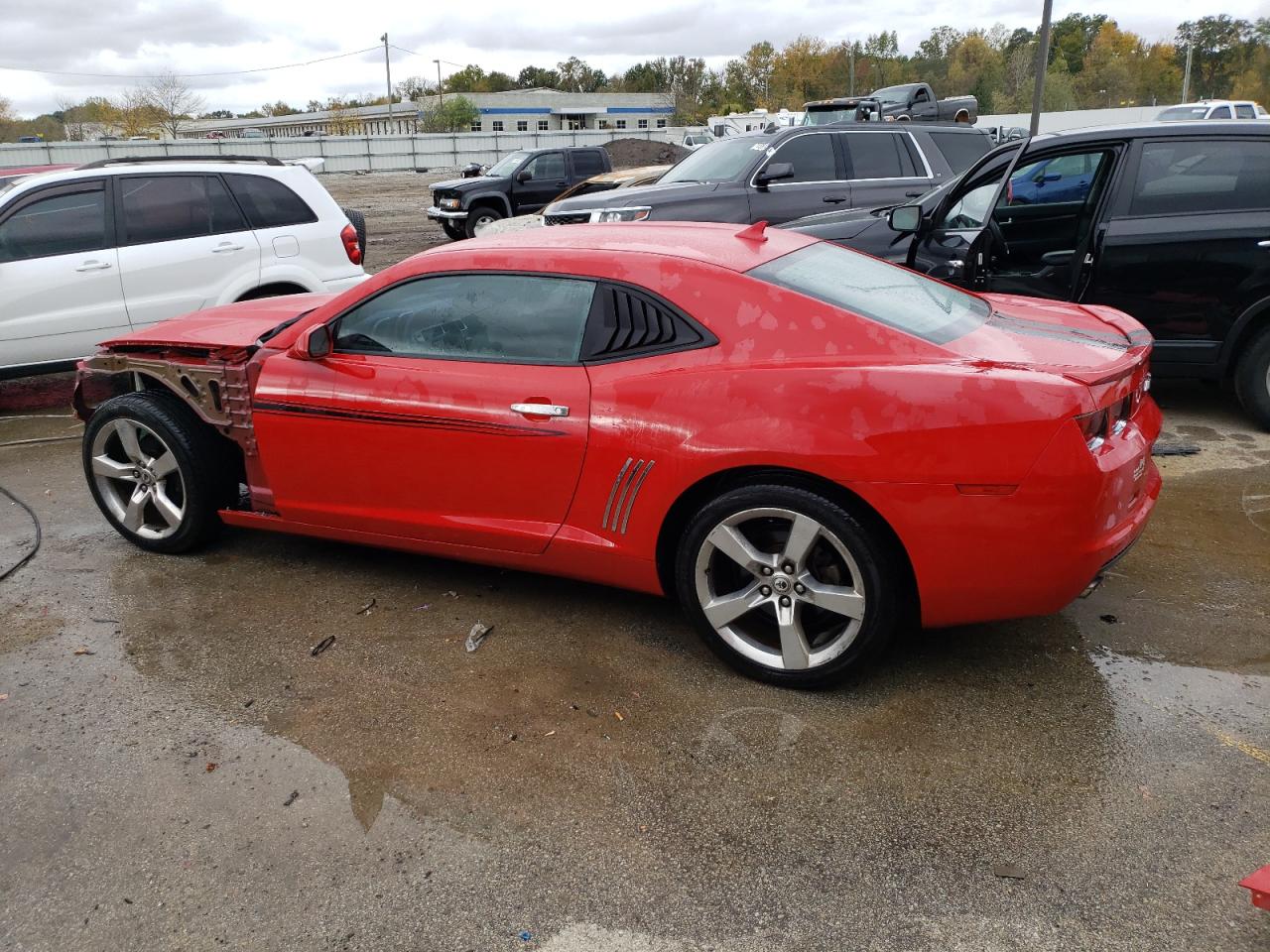 Image 2 of 2013 CHEVROLET CAMARO LT 2013 with VIN 2G1FB1E37D9196925