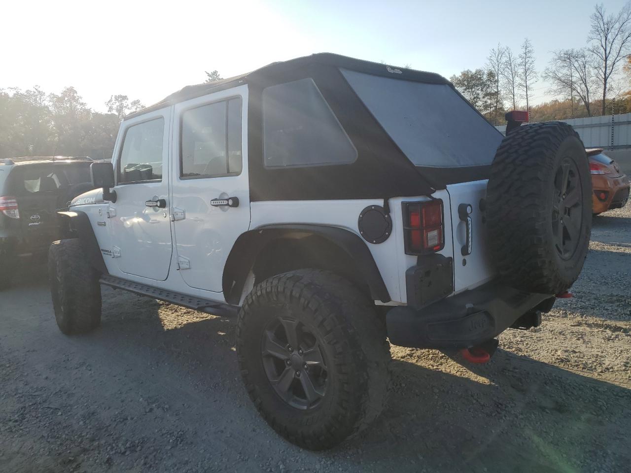 Image 2 of 2017 JEEP WRANGLER UNLIMITED RUBICON 2017 with VIN 1C4BJWFG7HL625468