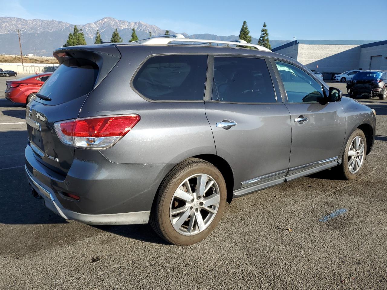 Изображение 3 Nissan Pathfinder S 2013 с VIN 5N1AR2MN1DC614681