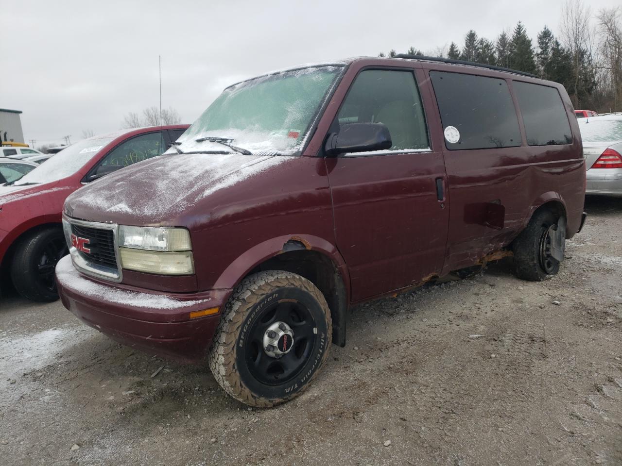 2003 GMC SAFARI XT 2003 image