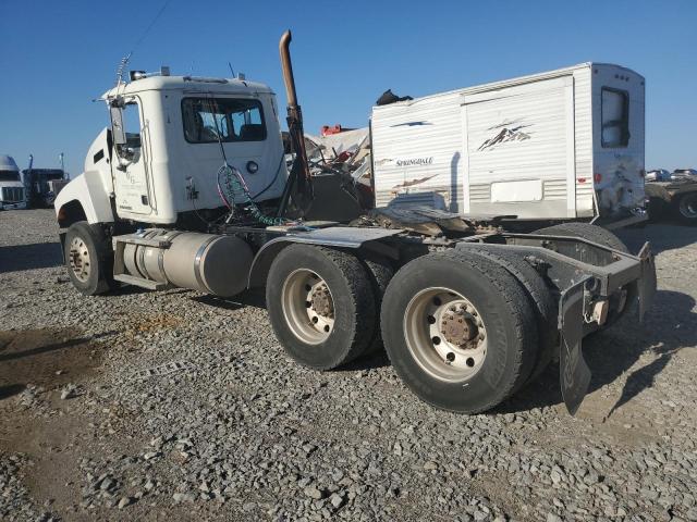 Image 3 of 2011 MACK 600 CHU600 2011 with VIN 1M1AN12Y8BM007546