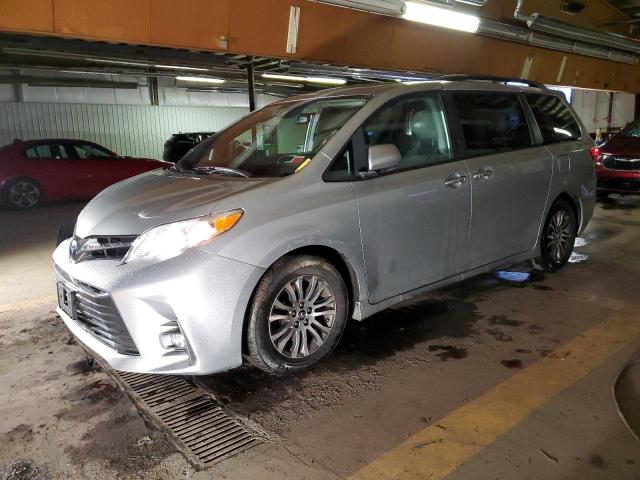 Obraz 1 z 2019 TOYOTA SIENNA XLE 2019 z VIN 5TDYZ3DC3KS007989