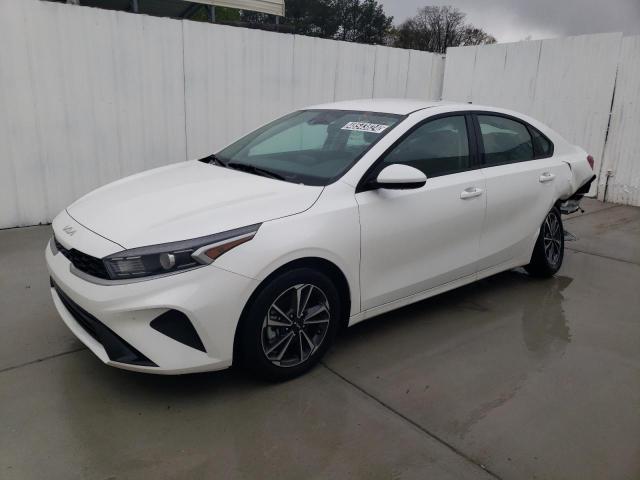 Изображение 1 2024 KIA FORTE LX 2024 с VIN 3KPF24AD9RE733701