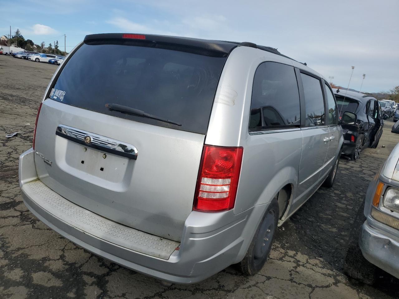 Image 3 of 2008 CHRYSLER TOWN & COUNTRY TOURING 2008 with VIN 2A8HR54P78R121292