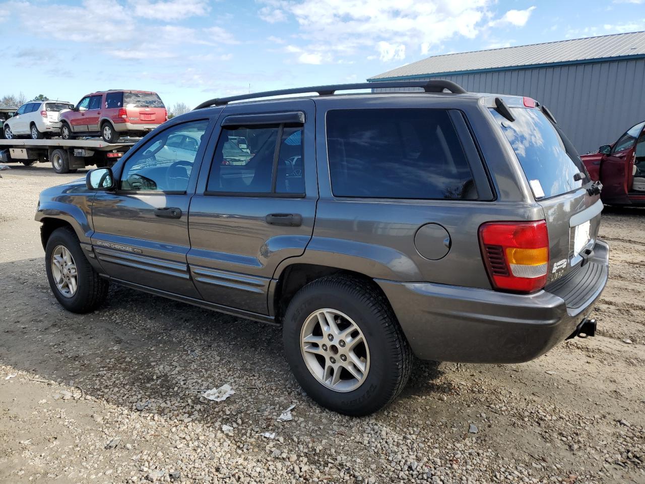 Image 2 of 2004 JEEP GRAND CHEROKEE LAREDO 2004 with VIN 1J4GX48S74C257937