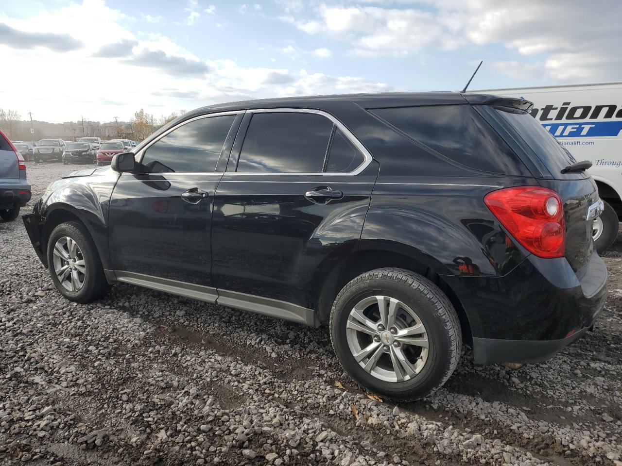 Image 2 of 2013 CHEVROLET EQUINOX LS 2013 with VIN 2GNALBEK2D1153305