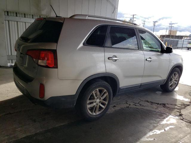 Image 3 of 2014 KIA SORENTO LX 2014 with VIN 5XYKT3A61EG495962