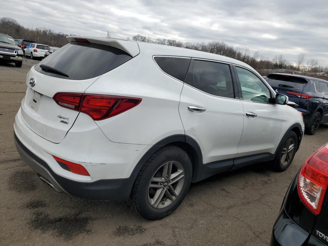 Изображение 3 2017 HYUNDAI SANTA FE SPORT  2017 с VIN 5XYZTDLB6HG437803