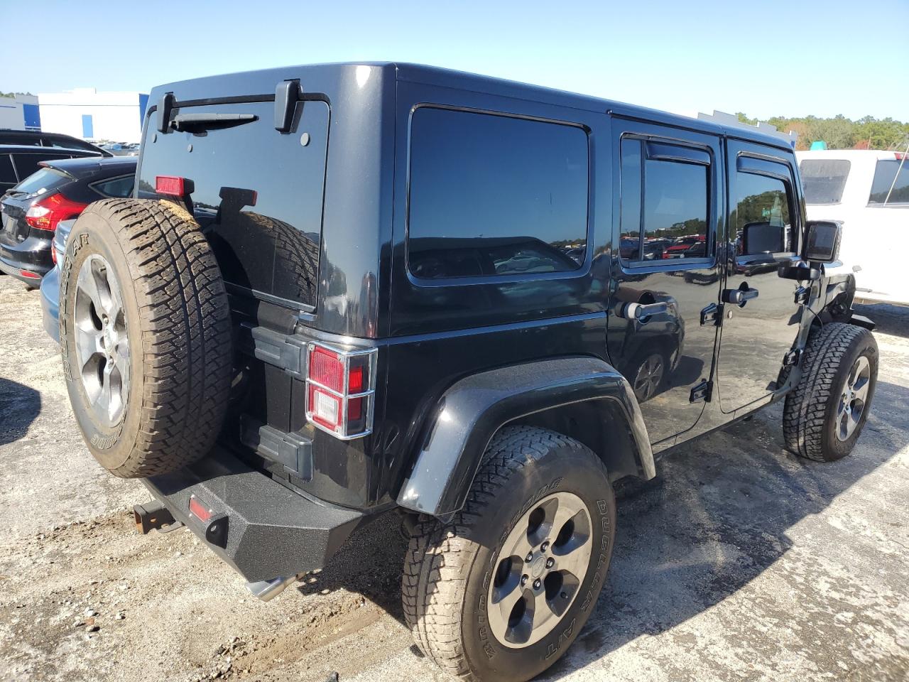 Изображение 3 2016 JEEP WRANGLER UNLIMITED SAHARA 2016 с VIN 1C4BJWEG6GL311777